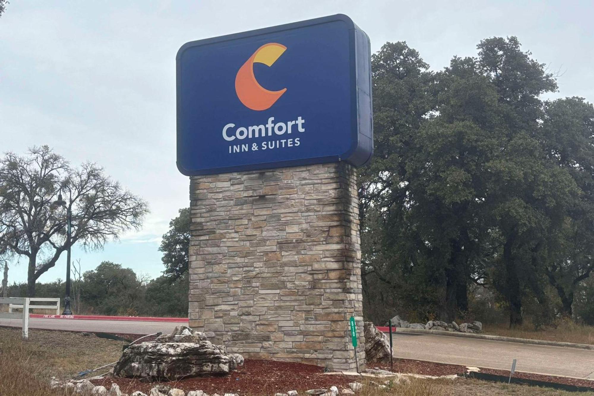 Comfort Inn & Suites Burnet Exteriér fotografie